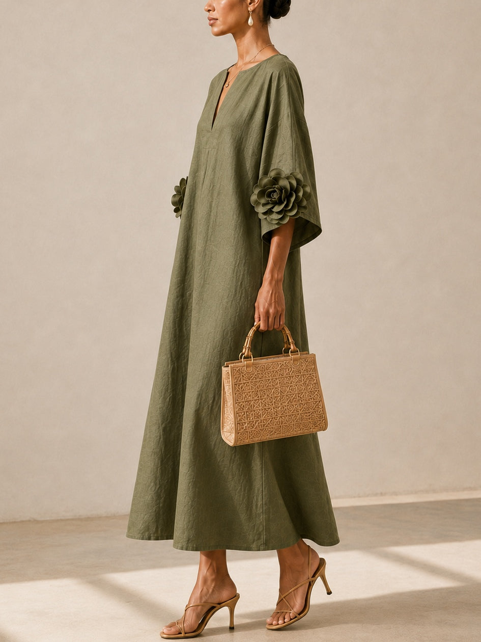 ELENA | ROBE MI-LONGUE VERT OLIVE À DÉCOLLETÉ EN V ET DÉTAILS FLEURIS