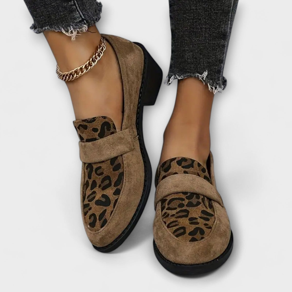 Zapatos con estampado de leopardo para mujer - Elegantes y cómodos